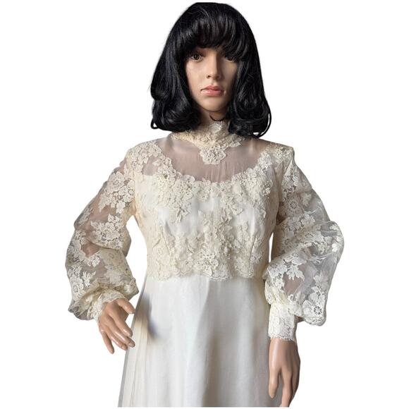 Vtg OOAK Lace Wedding dress scalloped sheer high neck & empire waist medium - Picture 3 of 13